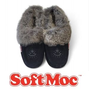 Fur-trimmed Black Moccasins